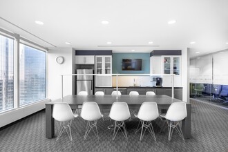 421 7th Ave SW, Calgary, AB à louer Photo intérieure– Image 2 sur 5