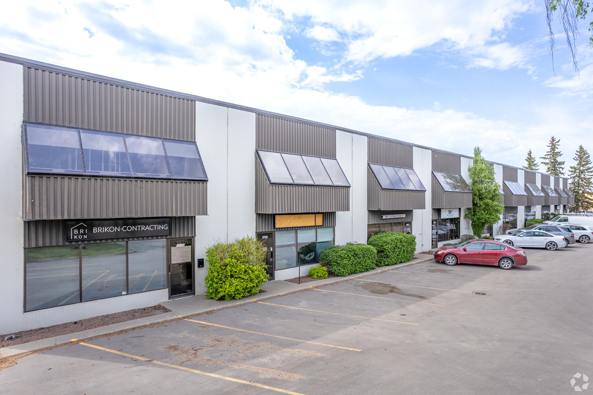 10704-10740 181st St, Edmonton, AB à vendre Photo principale– Image 1 sur 4