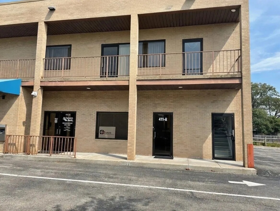 411-413 Crain Hwy S, Glen Burnie, MD à louer Photo principale– Image 1 sur 8