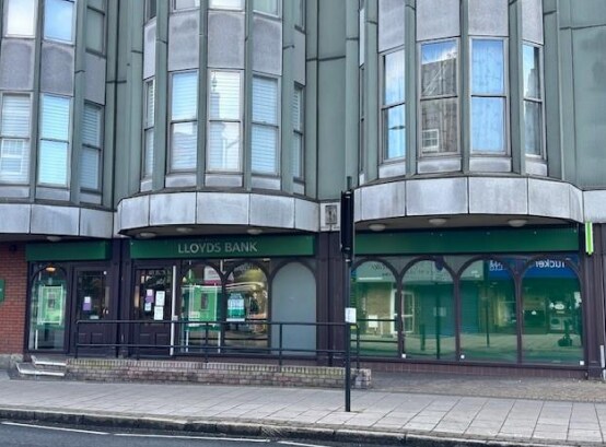 21-25 Station Ln, Hornchurch à vendre - Photo de l’immeuble – Image 2 sur 2