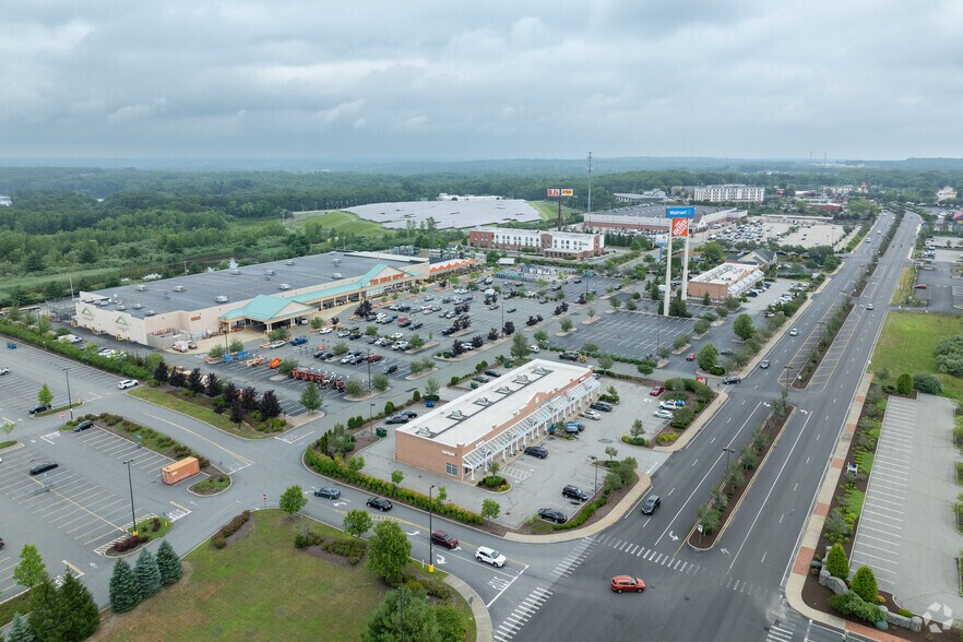 670-678 Centre Of New England Blvd, Coventry, RI à louer - Aérien – Image 2 sur 5
