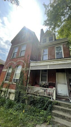 Cincinnati Urban Multifamily portefeuille de 4 biens à vendre sur LoopNet.fr - Photo de l’immeuble – Image 2 sur 5