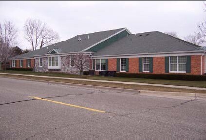 21599 W 11 Mile Rd, Southfield, MI à vendre - Photo de l’immeuble – Image 3 sur 6