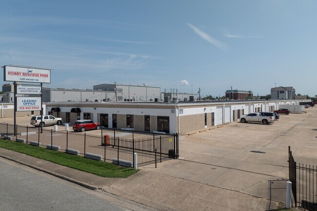 Plus de détails pour 7999 Hansen Rd, Houston, TX - Industriel/Logistique à louer