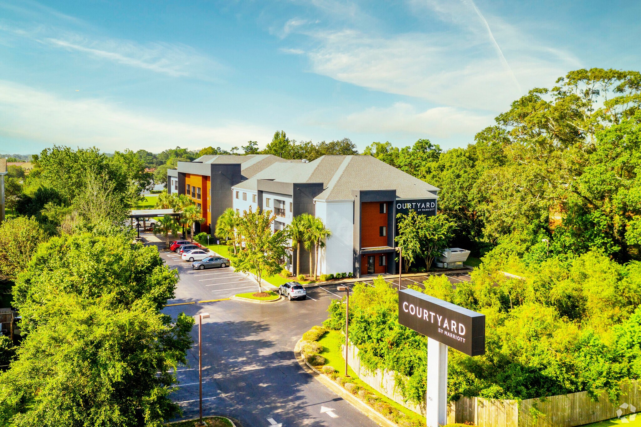 451 Creighton Rd, Pensacola, FL à vendre Photo principale– Image 1 sur 21