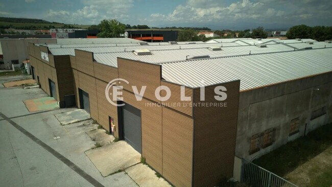 Plus de détails pour 136 Avenue Victor Dalbiez, Perpignan - Local commercial, Industriel/Logistique à louer