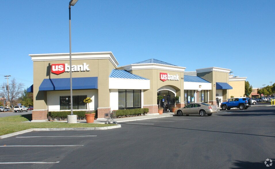 1500-1550 El Paseo De Saratoga, San Jose, CA à louer - Photo de l’immeuble – Image 3 sur 6
