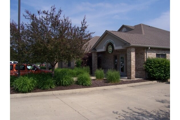 3741 Rome Dr, Lafayette, IN à louer - Photo de l’immeuble – Image 2 sur 6