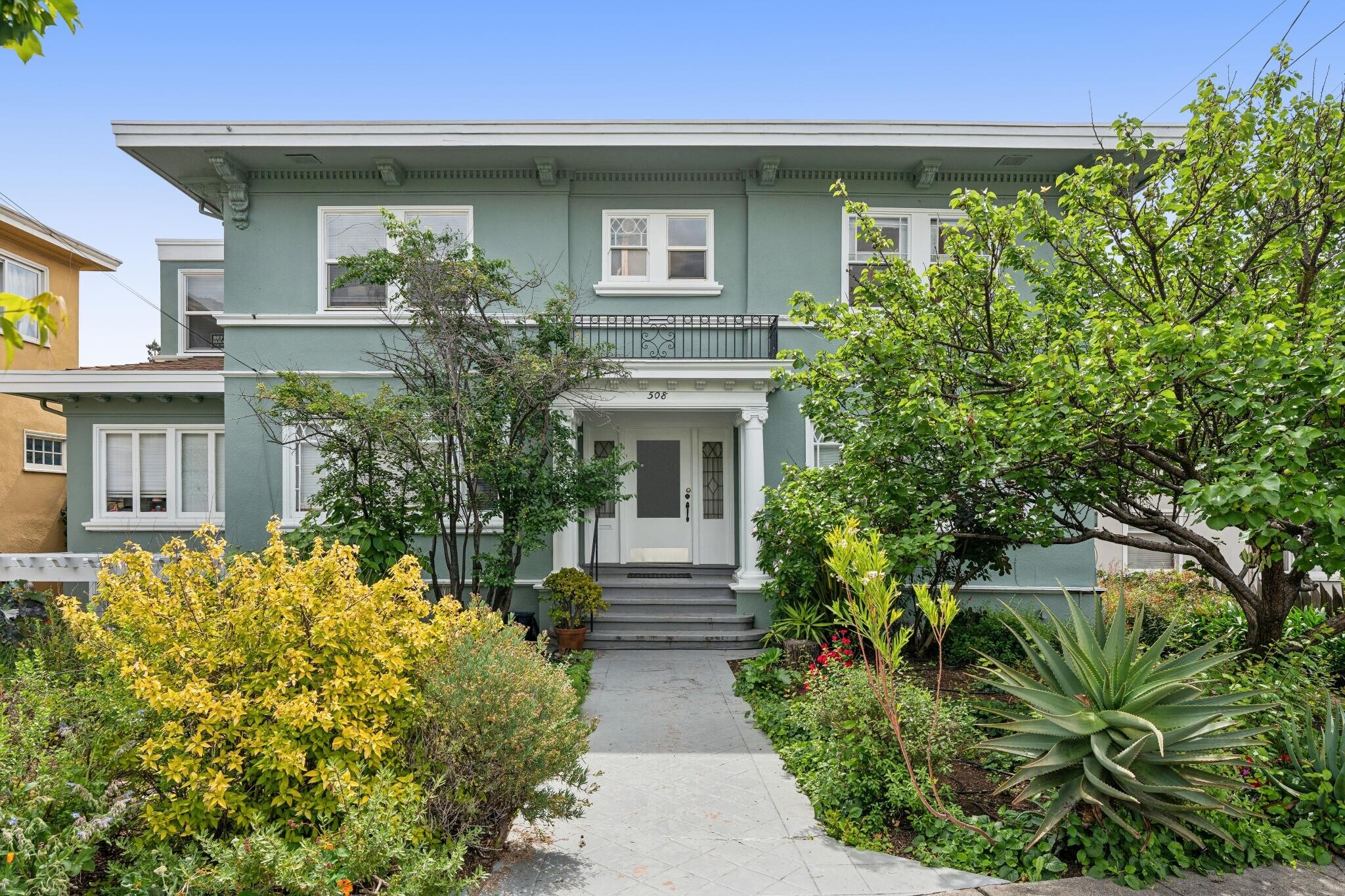 506-508 Valle Vista Ave, Oakland, CA à vendre Photo de l’immeuble– Image 1 sur 8