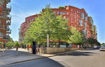 8 Hornsey St, Londres à louer Photo de l’immeuble– Image 1 sur 12