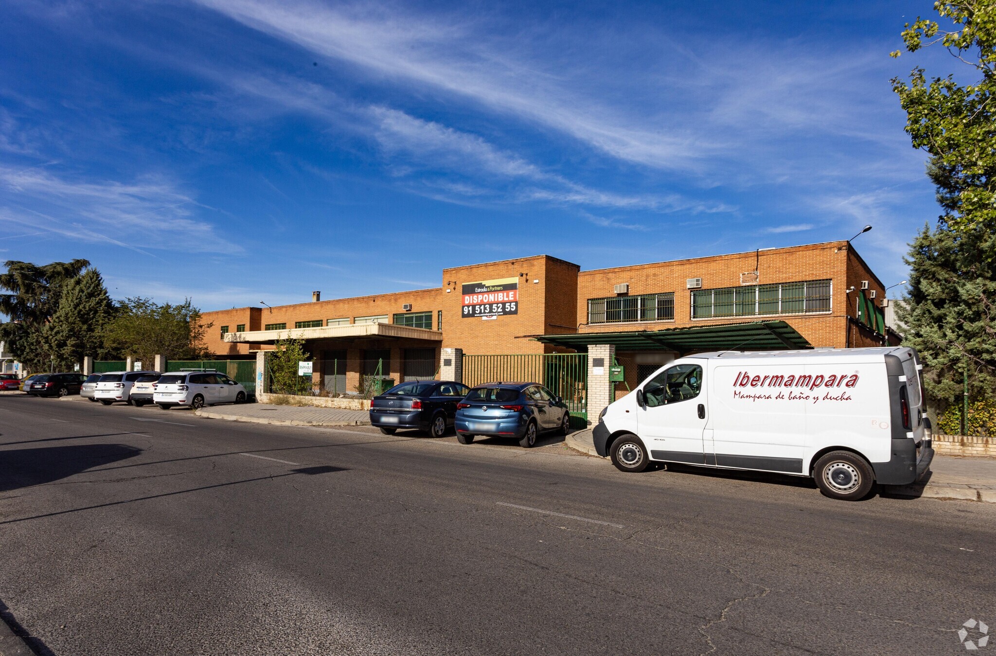 Industriel/Logistique dans Móstoles, Madrid à vendre Photo principale– Image 1 sur 3