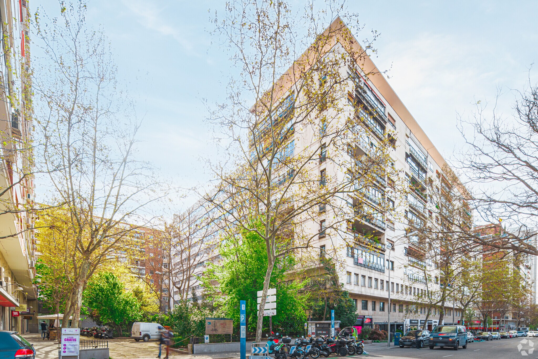 Paseo Castellana, 182-184, Madrid, Madrid à louer Photo principale– Image 1 sur 3