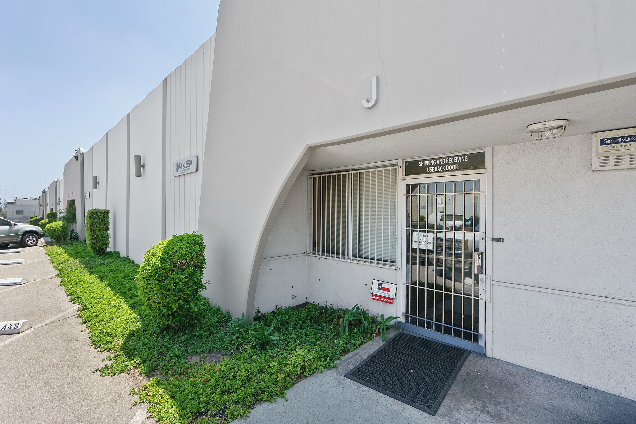 12990 Branford St, Pacoima, CA à vendre Photo de l’immeuble– Image 1 sur 57