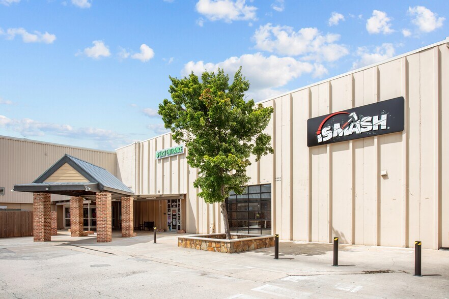 1839 S Main St, Wake Forest, NC à louer - Photo de l’immeuble – Image 3 sur 16