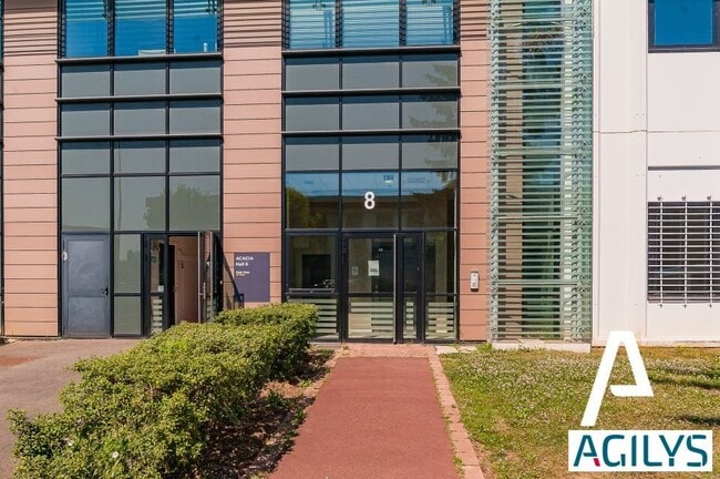 Plus de détails pour 4 Avenue De La Baltique, Villebon-sur-Yvette - Bureau à louer