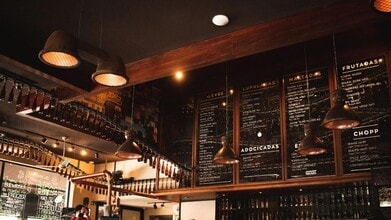 Local commercial dans Barcelone, Barcelona à louer Photo intérieure– Image 2 sur 2