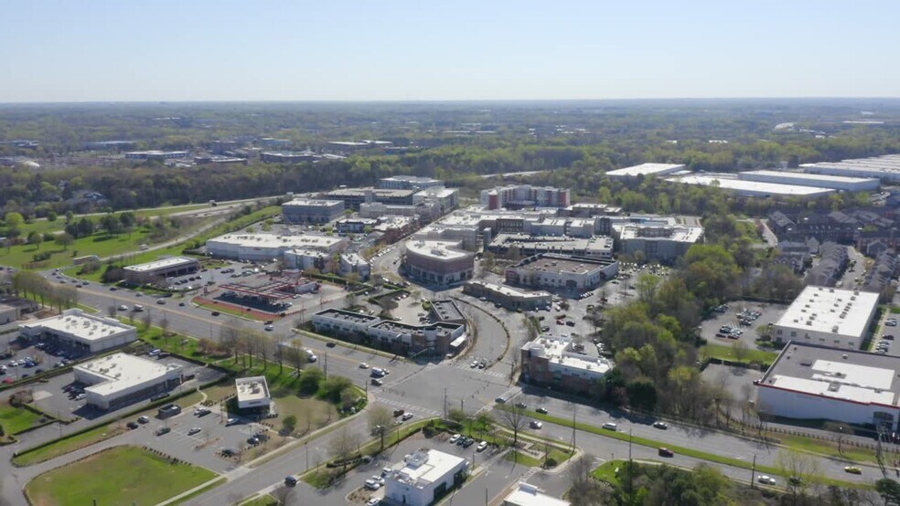 2015 Ayrsley Town Blvd, Charlotte, NC à louer - Vidéo sur l’annonce professionnelle – Image 2 sur 71