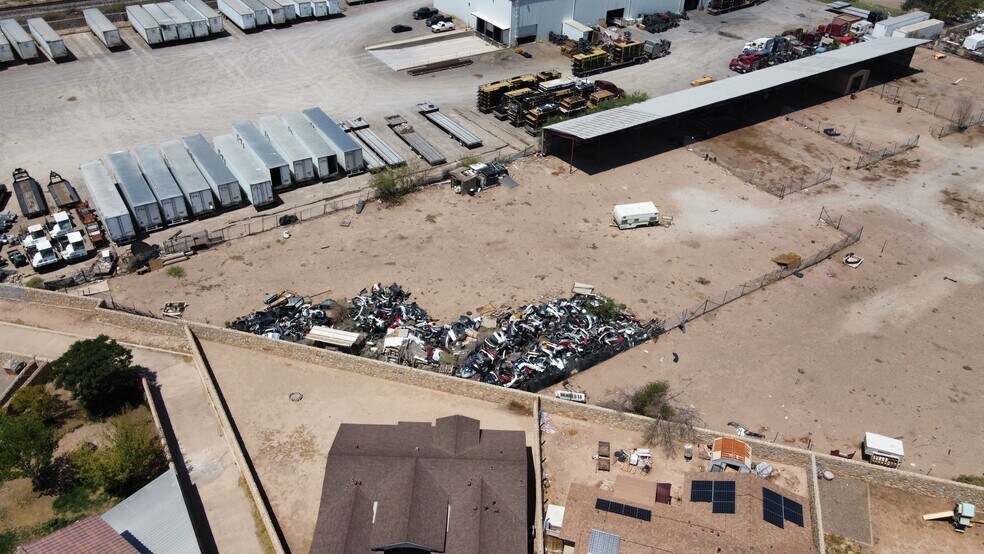 264-270 N Nevarez Rd, El Paso, TX à louer - Autre – Image 3 sur 5