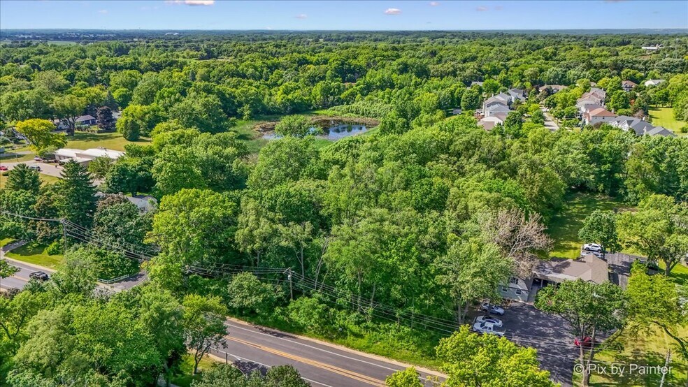 454 Terra Cotta Ave, Crystal Lake, IL à vendre - Photo de l’immeuble – Image 2 sur 20