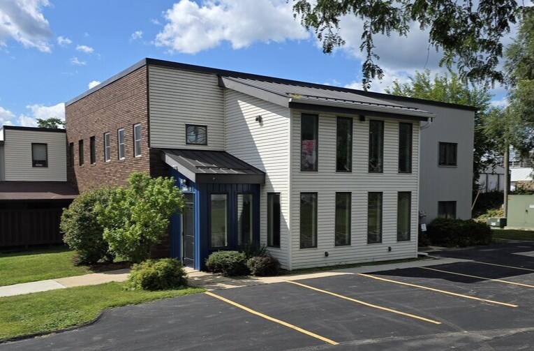 1130 Sextonville Rd, Richland Center, WI à louer - Photo de l’immeuble – Image 1 sur 41