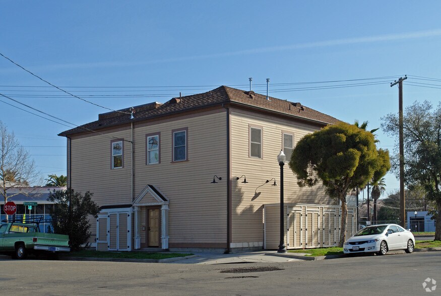 3300 Broadway St, Sacramento, CA à louer - Photo de l’immeuble – Image 3 sur 46