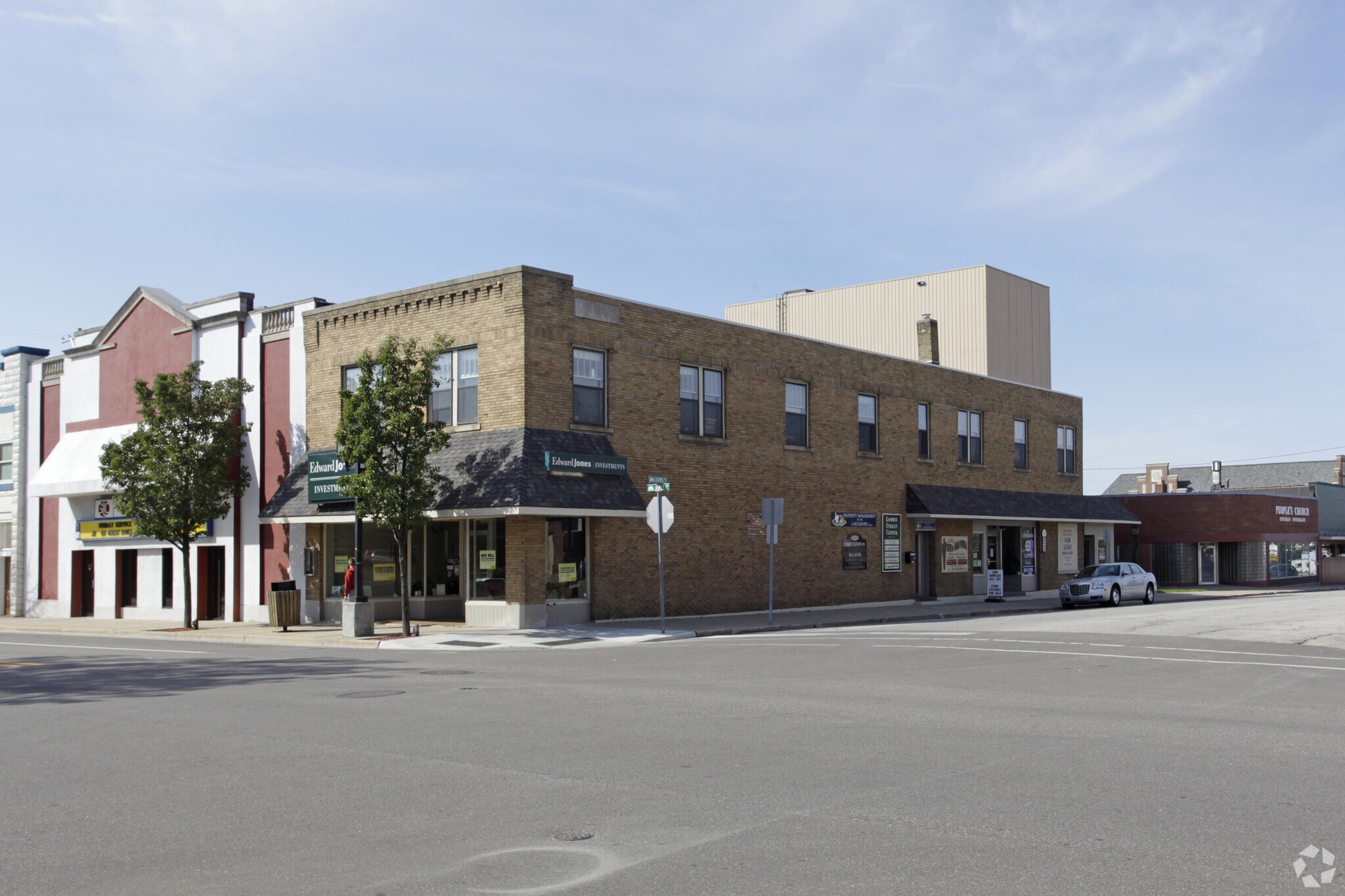 103-107 Loomis St, Ludington, MI à louer Photo principale– Image 1 sur 4