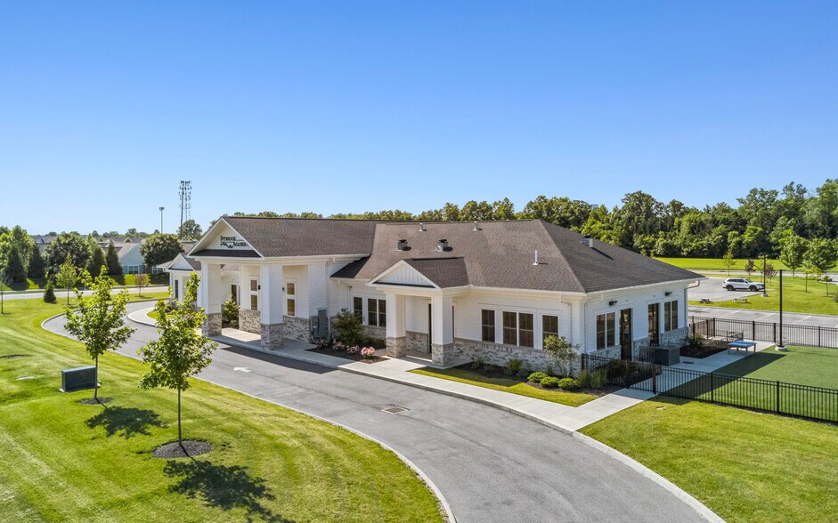 9098 Bunker Ln, Powell, OH à vendre - Photo de l’immeuble – Image 2 sur 6