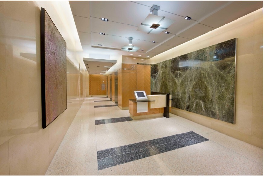 401 Park Ave S, New York, NY à louer - Hall d’entrée – Image 2 sur 22