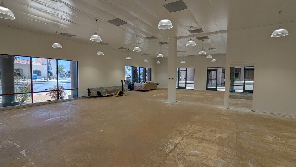 68828 Ramon Rd, Cathedral City, CA à louer - Photo de l’immeuble – Image 3 sur 9