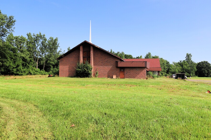 5165 M L King Ave, Flint, MI à vendre - Photo de l’immeuble – Image 2 sur 27
