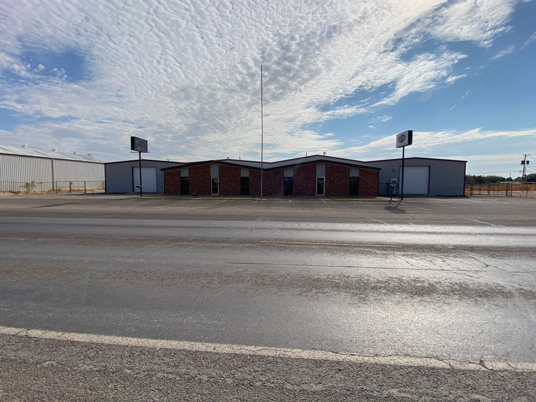8326 N County Rd W, Odessa, TX à louer Photo intérieure– Image 1 sur 19