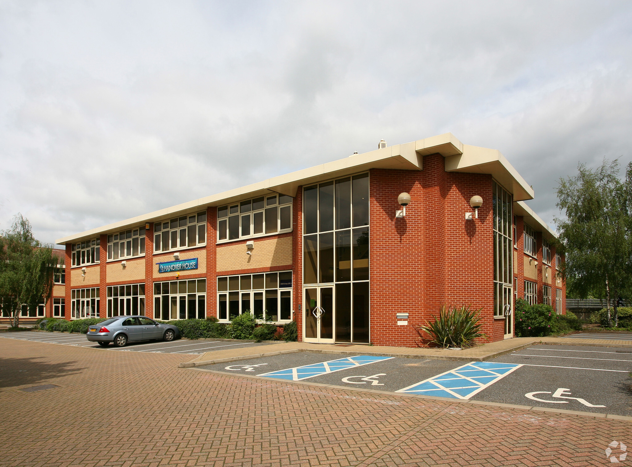 Britannia Rd, Waltham Cross à louer Photo de l’immeuble– Image 1 sur 3