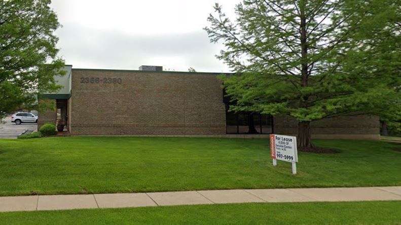 2366-2380 Schuetz Rd, Maryland Heights, MO à vendre - Photo de l’immeuble – Image 2 sur 11