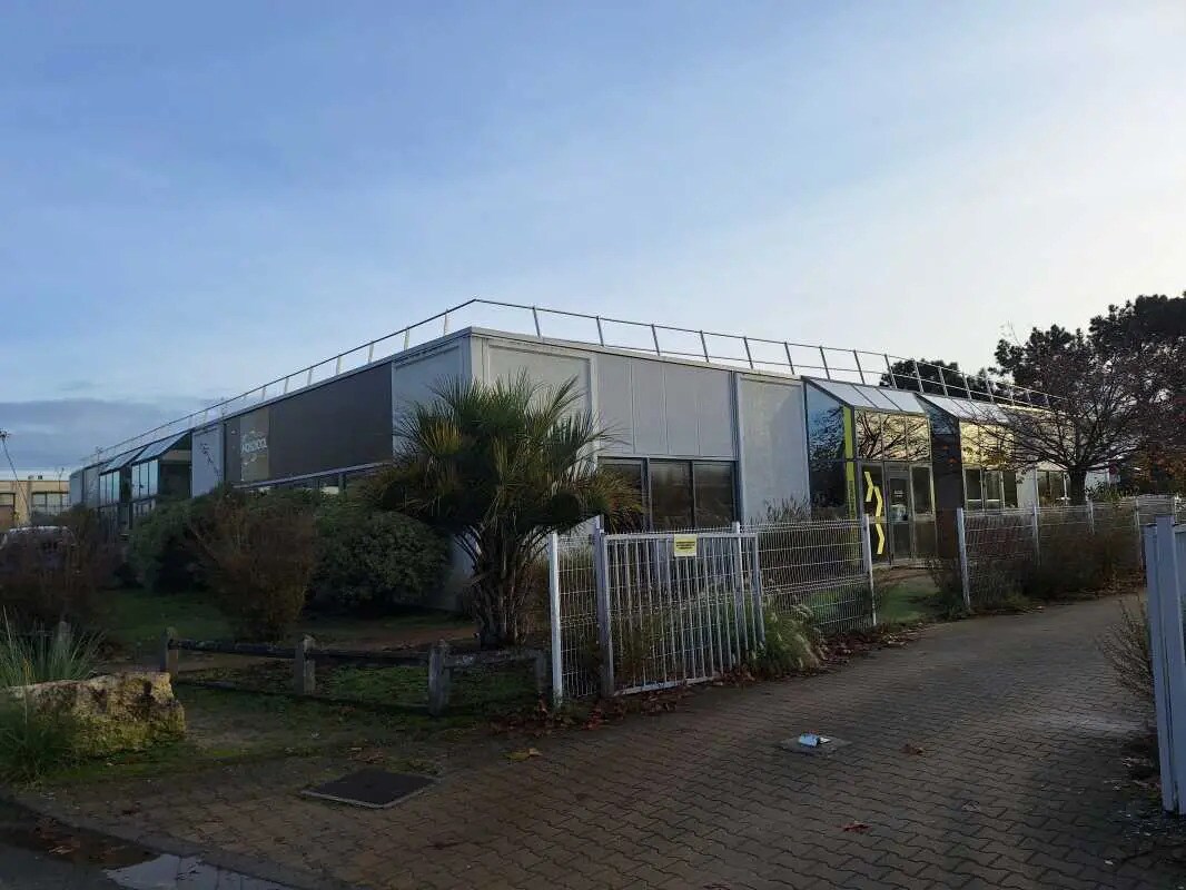 Bureau dans Mérignac à louer Photo de l’immeuble– Image 1 sur 9