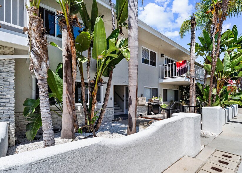 244-248 W Escalones, San Clemente, CA à vendre - Photo de l’immeuble – Image 3 sur 12