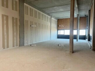Plus de détails pour 19 Rue Du Sausset, Tremblay-en-France - Industriel/Logistique à vendre