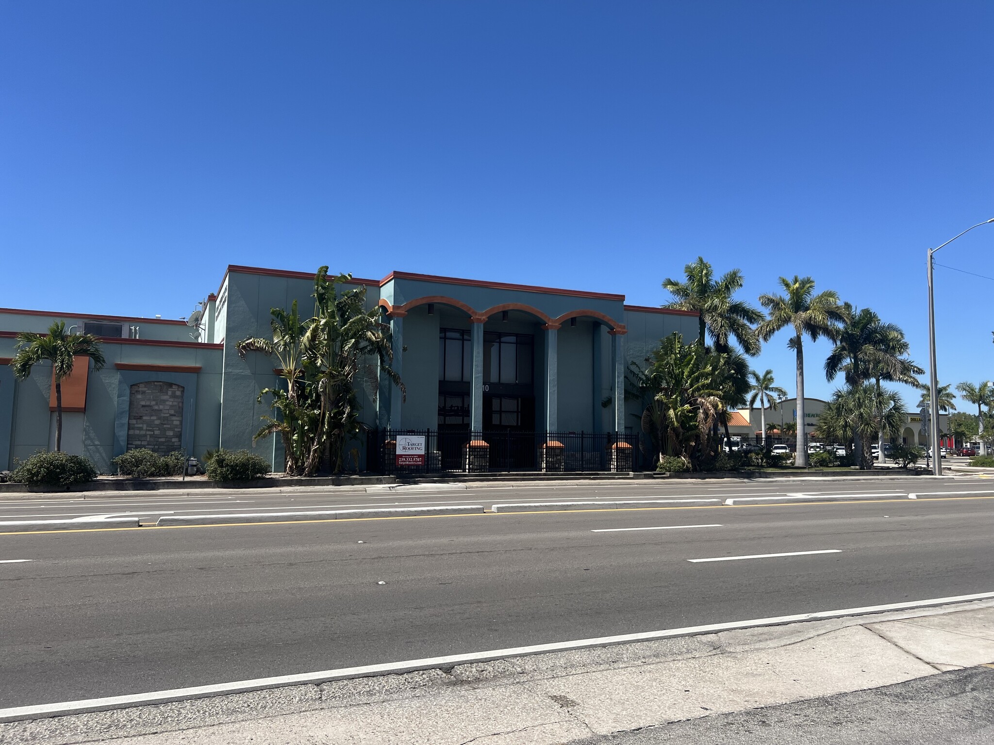 3210 Cleveland Ave, Fort Myers, FL à vendre Photo de l’immeuble– Image 1 sur 6