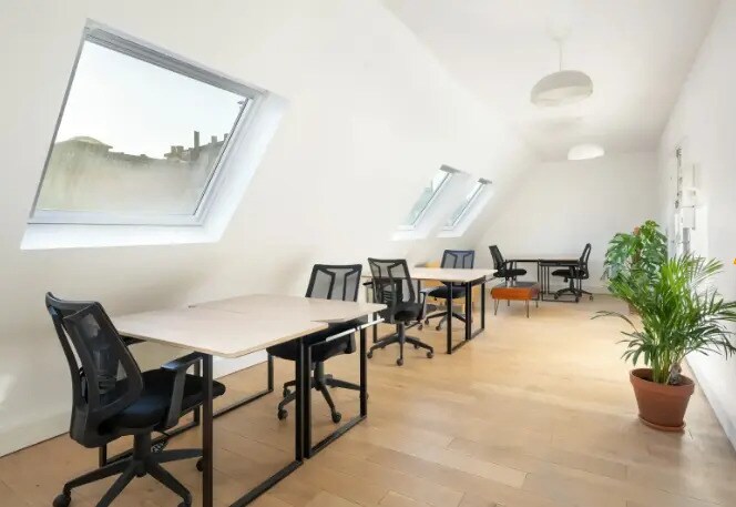Espace de coworking dans Paris à louer - Photo de l’immeuble – Image 2 sur 9