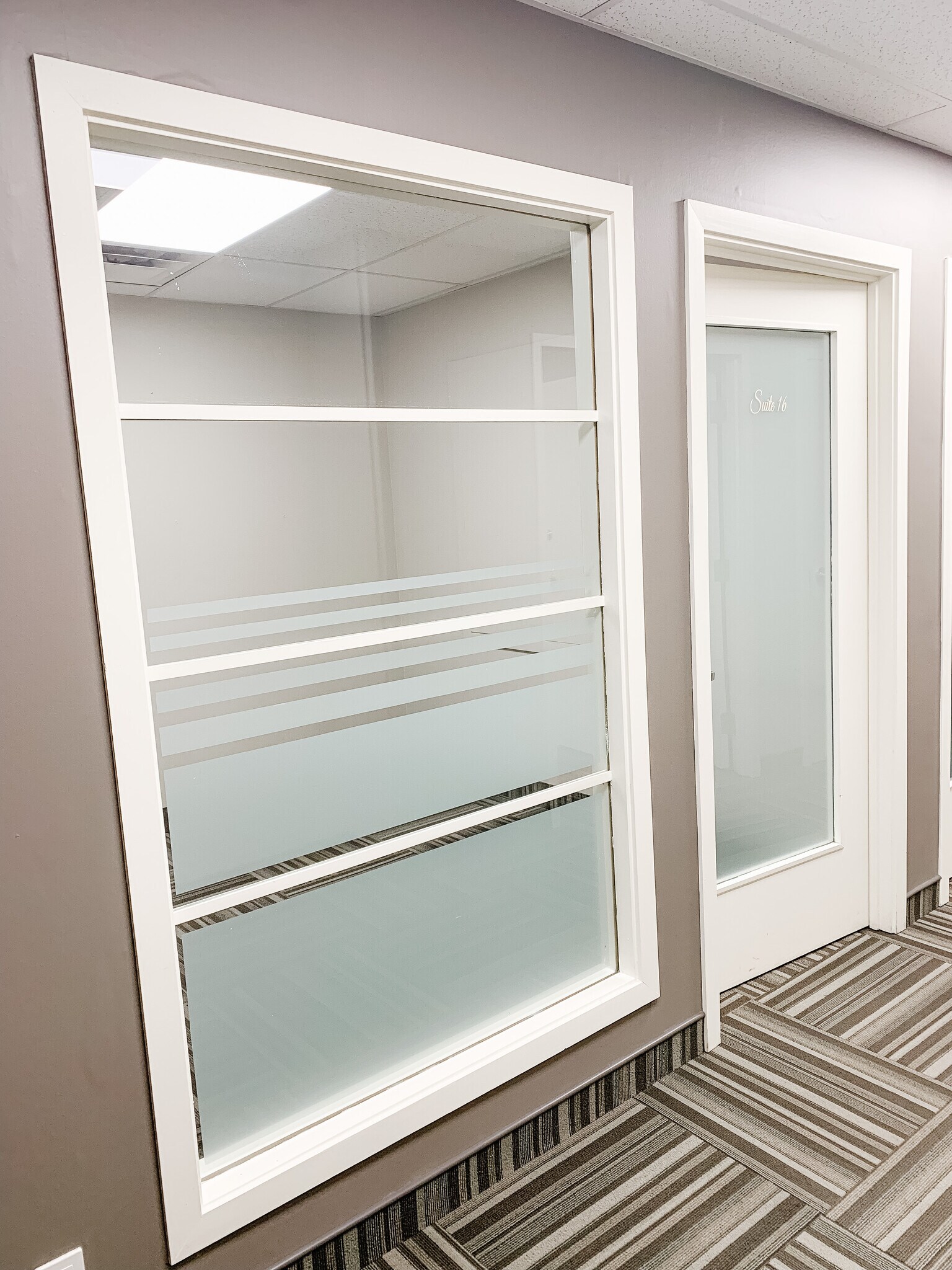 378-380 Talbot St, St Thomas, ON à louer Photo intérieure– Image 1 sur 5