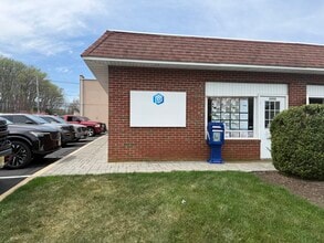 2000-2002 Bellmore St, Oakhurst, NJ à louer Photo de l’immeuble– Image 1 sur 8