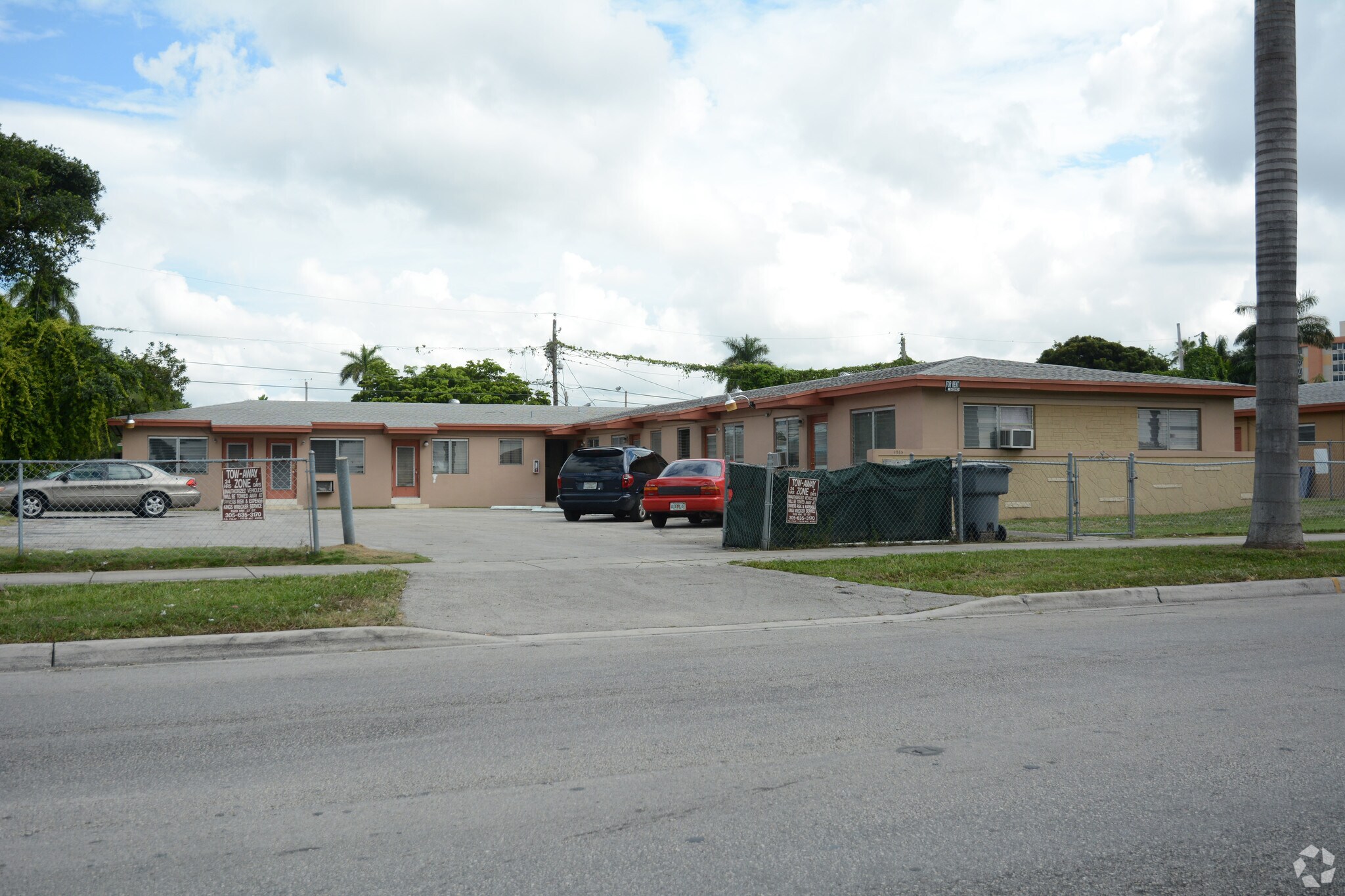 1915 NW 28th St, Miami, FL à vendre Photo principale– Image 1 sur 41