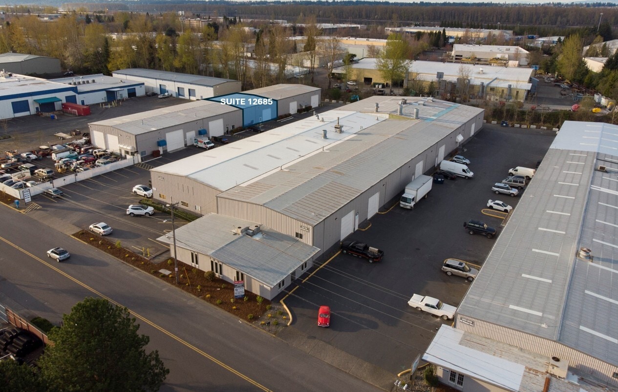 12683-12689 NE Whitaker Way, Portland, OR à louer Photo intérieure– Image 1 sur 28