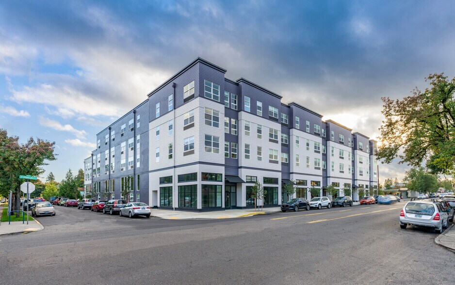 4804 SE Woodstock Blvd, Portland, OR à louer - Photo de l’immeuble – Image 3 sur 4