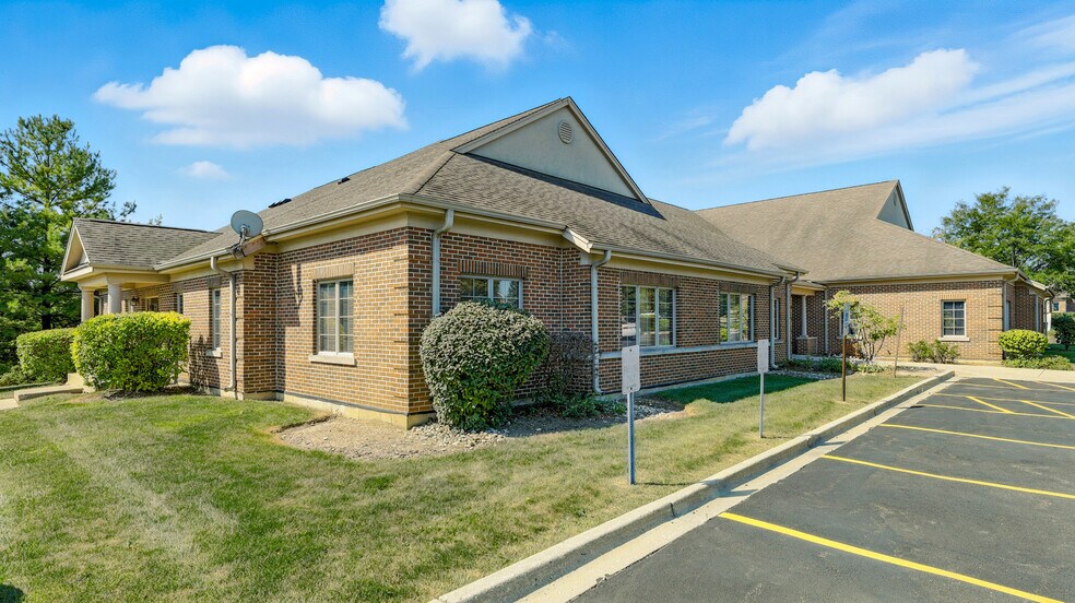 5 Executive Ct, South Barrington, IL à vendre - Photo de l’immeuble – Image 1 sur 7