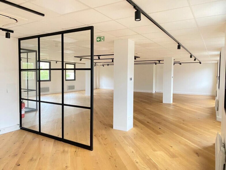 Bureau dans Boulogne-Billancourt à louer - Photo intérieure – Image 2 sur 7