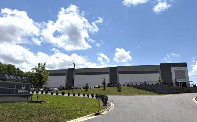 Plus de détails pour 8301 Old Dowd Rd, Charlotte, NC - Industriel/Logistique à louer