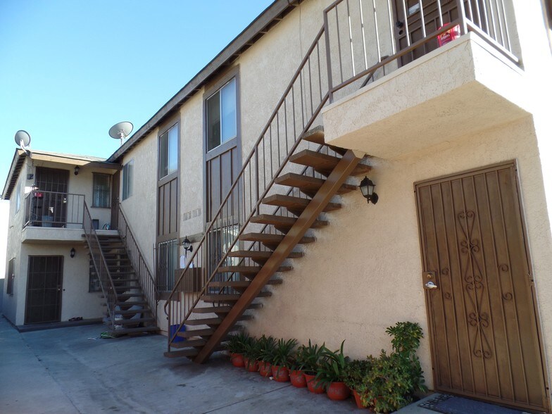 132 N Vendome St, Los Angeles, CA à vendre - Photo de l’immeuble – Image 3 sur 9