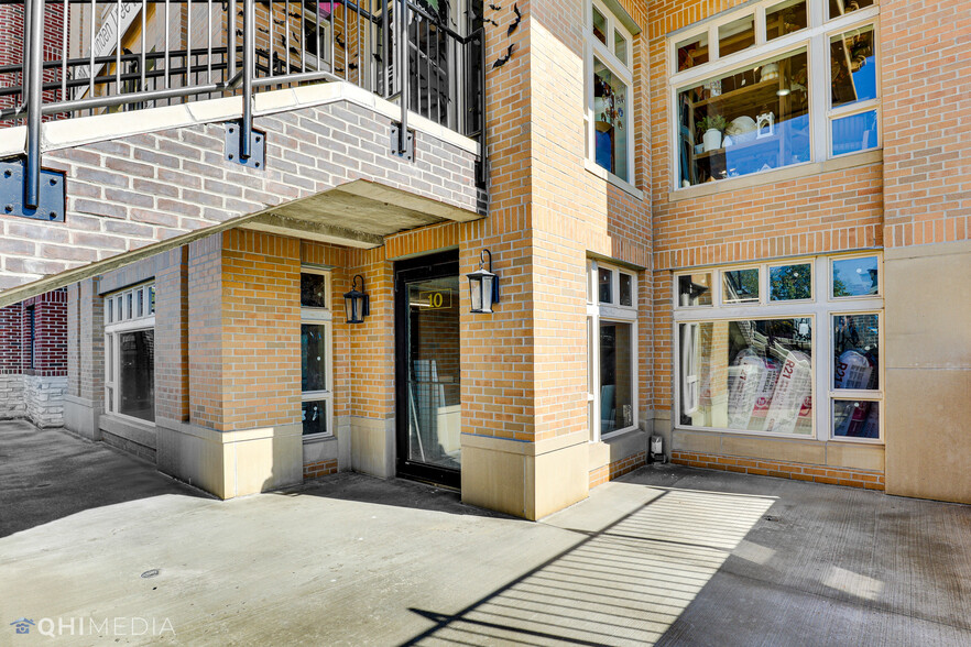210 N 10th St, Noblesville, IN à louer - Photo de l’immeuble – Image 3 sur 8