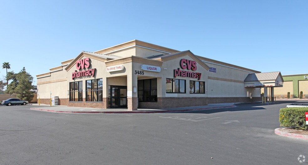 3485 E Owens Ave, North Las Vegas, NV à louer - Photo principale – Image 2 sur 10