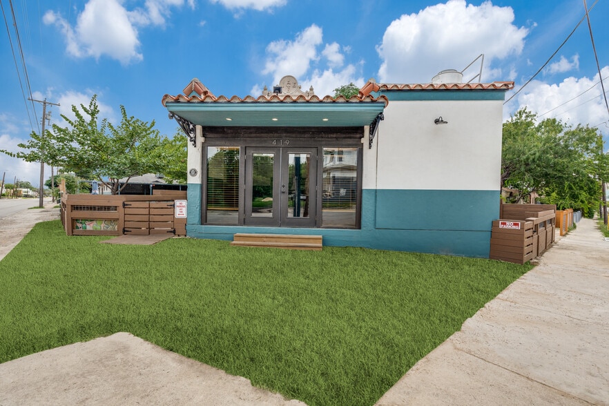419 S Hackberry St, San Antonio, TX à vendre - Photo de l’immeuble – Image 2 sur 15